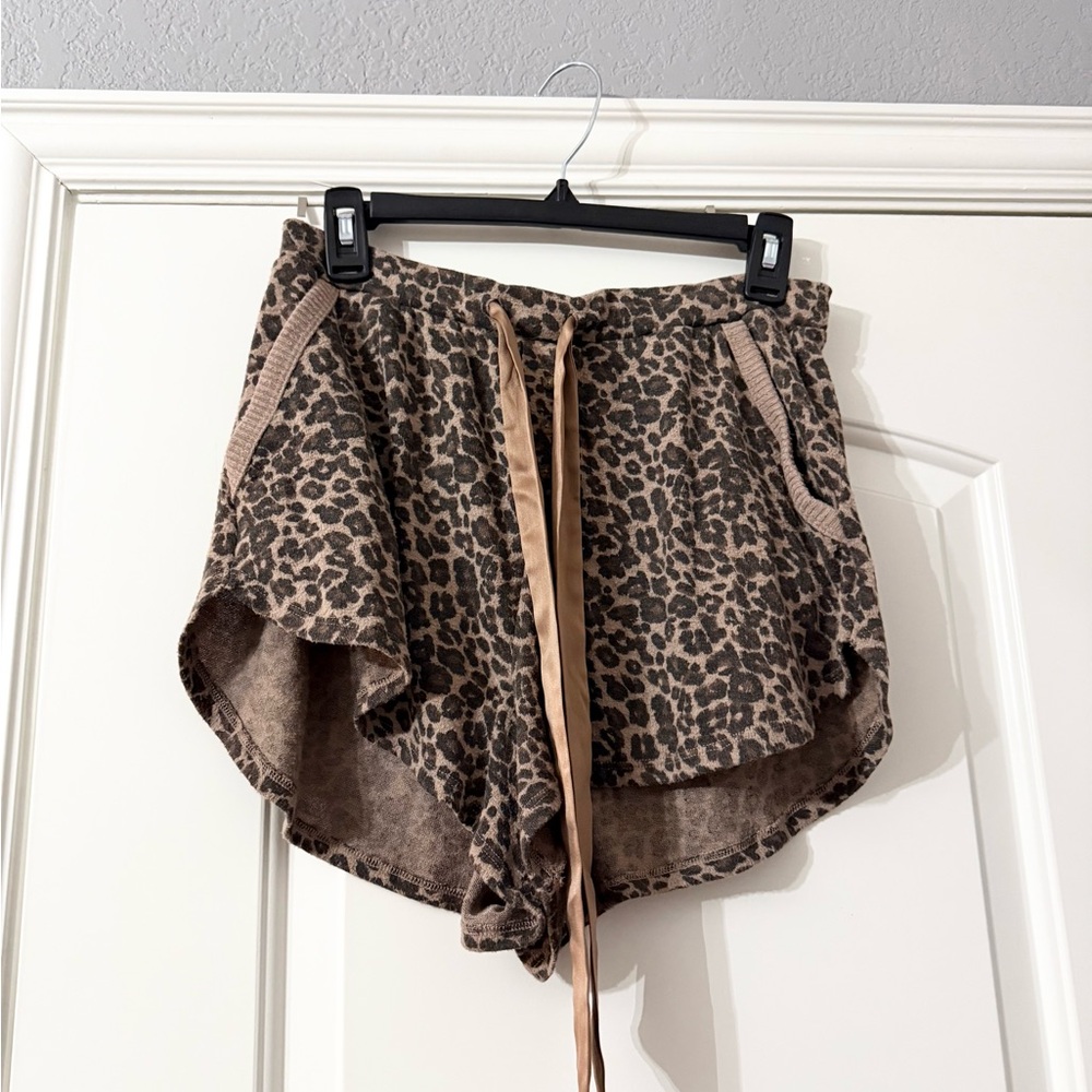 Abercrombie & Fitch Brown Leopard Print Athletic Shorts